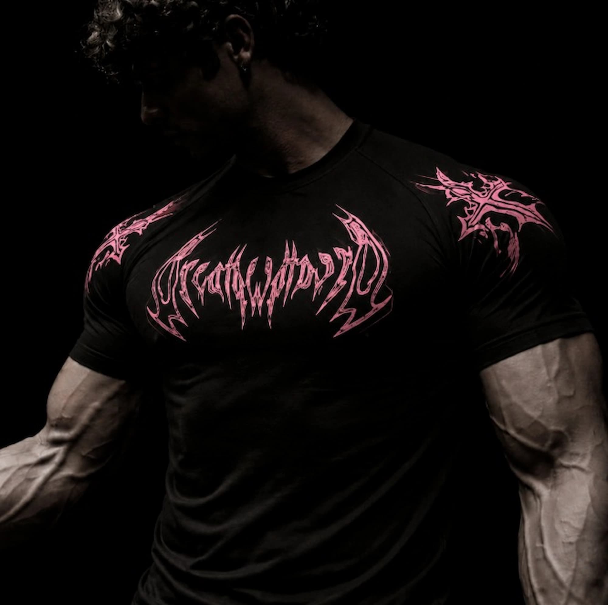 Breathe divinity manga corta rosado con negro